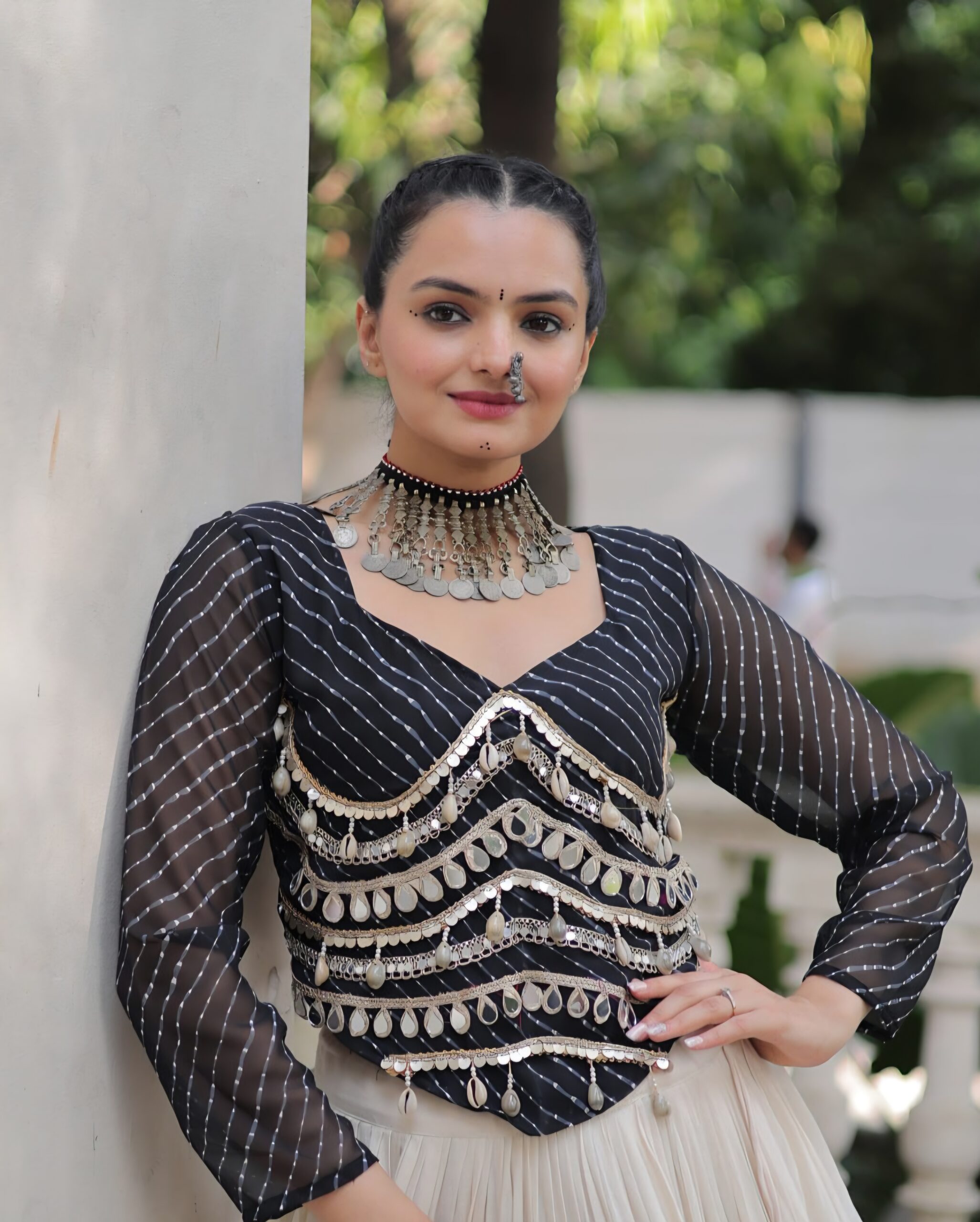 Leheriya Print work With Navratri Attractive Mirror Lace Black Full Sleeves Blouse kodi